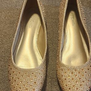 Gold sequined flat